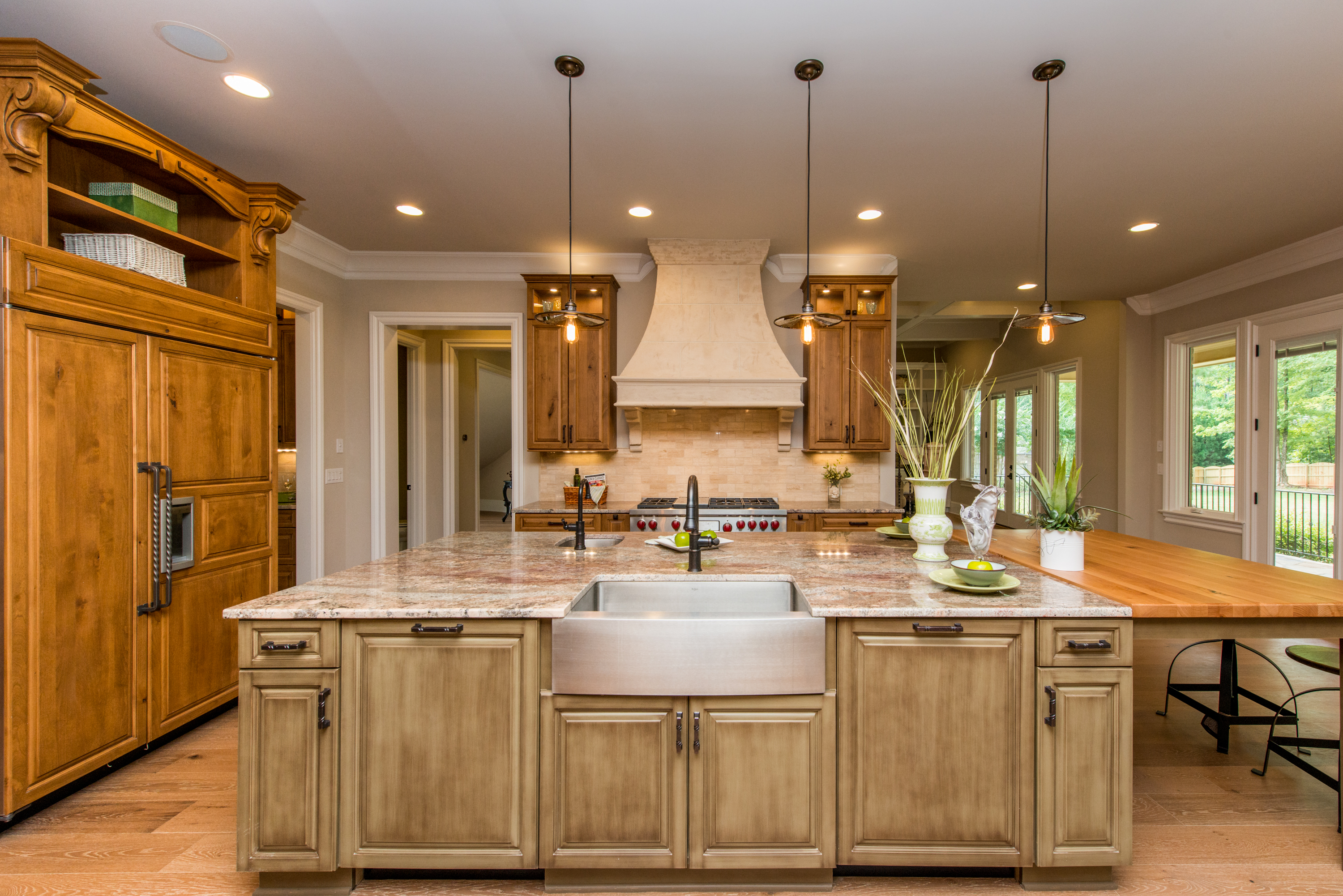 White shaker kitchen